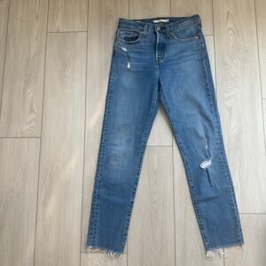 Levi's Premium Wedgie medium wash ripped high waisted straight leg jeans 25